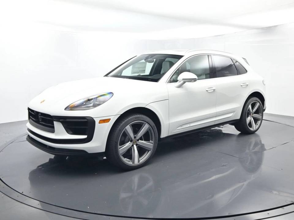 2026 Porsche Macan