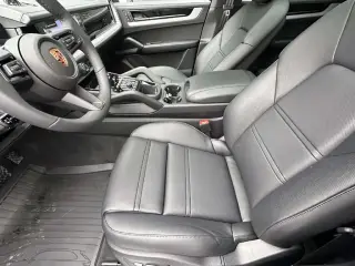 2026 Porsche Cayenne Coupe Base - Photo 37