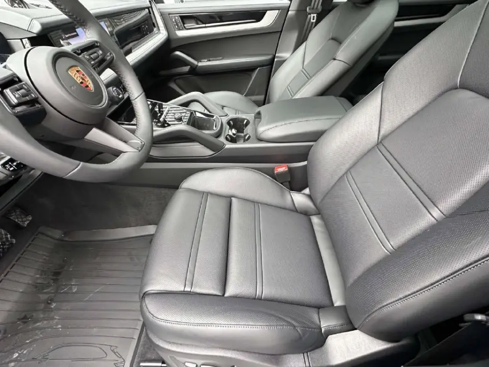 2026 Porsche Cayenne Coupe Base - Photo 39