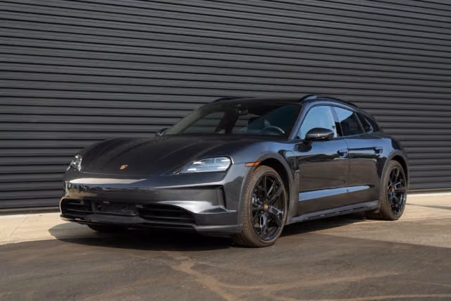 Used 2025 Porsche Taycan S with VIN WP0BB2Y1XSSA73141 for sale in North Olmsted, OH