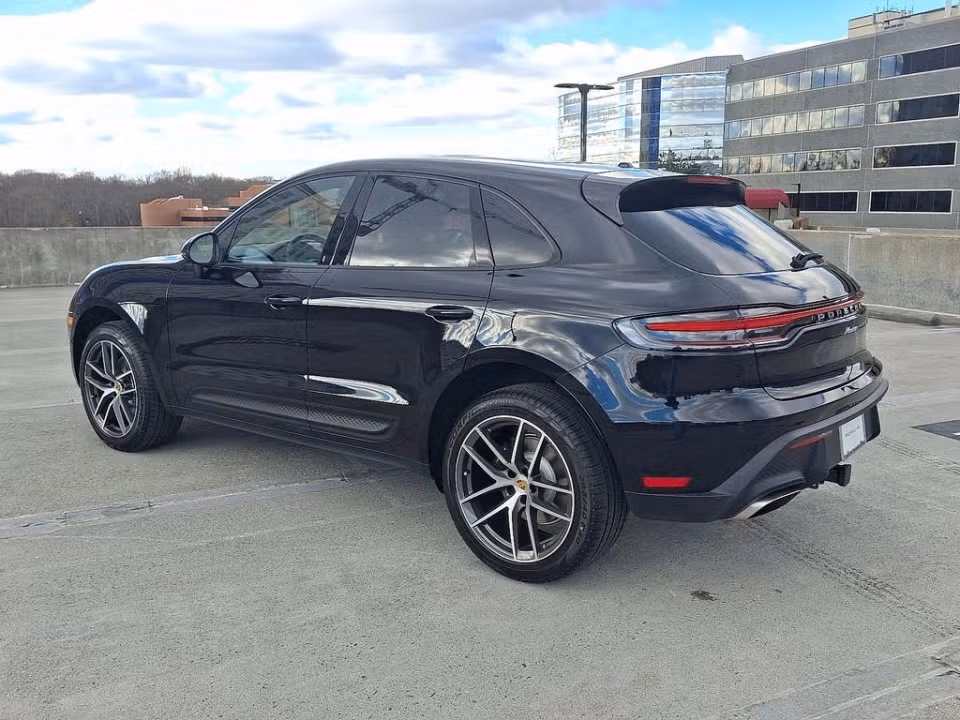 2026 Porsche Macan Base - Photo 19