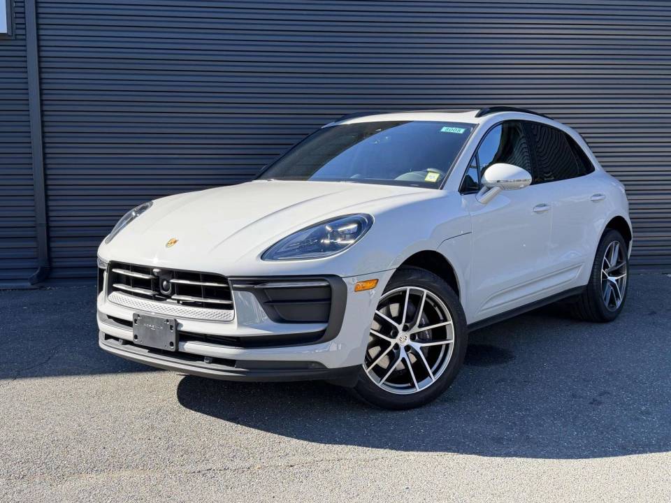 2026 Porsche Macan