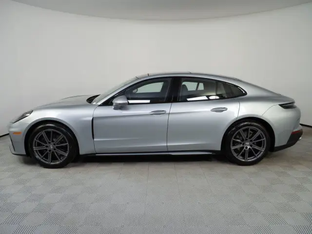 2026 Porsche Panamera Base - Photo 14