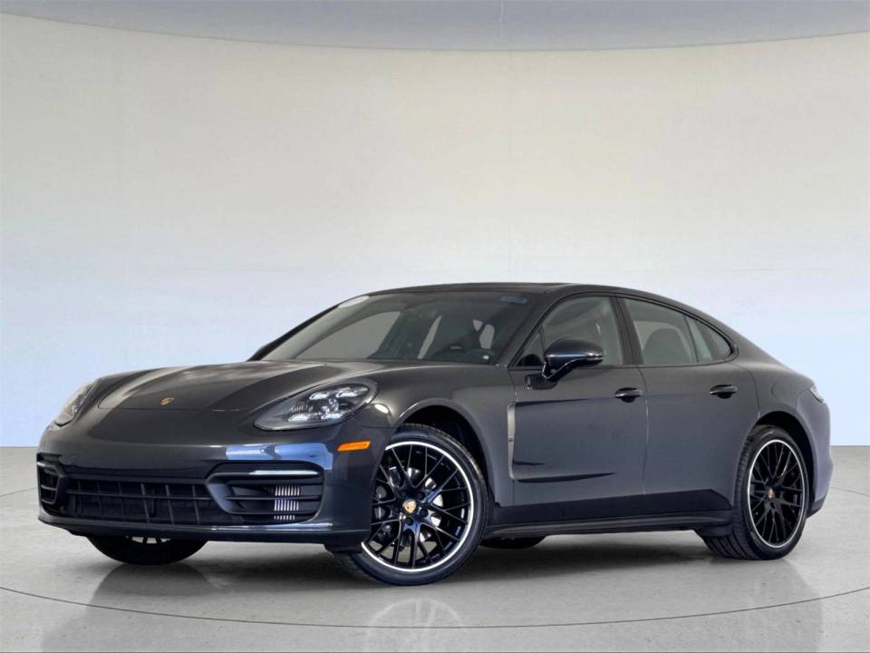 2022 Porsche Panamera Platinum Edition
