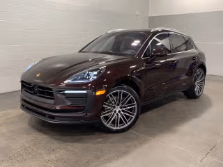 2026 Porsche Macan -'s photo