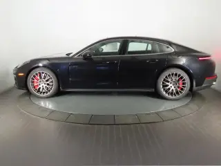 2026 Porsche Panamera Turbo E-Hybrid - Photo 13