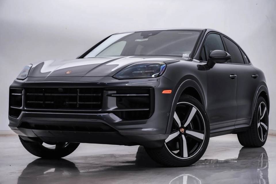 2025 Porsche Cayenne Coup Base